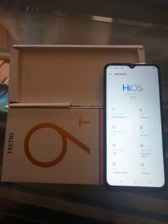 A picture of SPARK 9T 64 4 SIDE FINGER PRINT TWO MONTHS USED