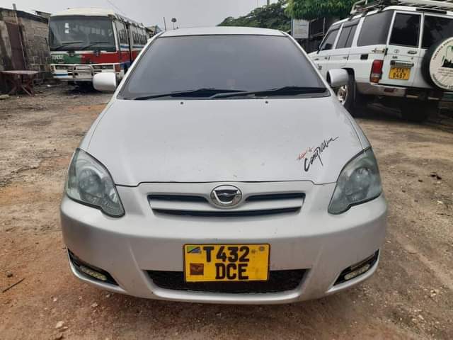 used toyota runx