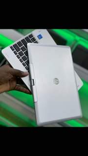 A picture of Hp revolve X360 Touchscreen RAM 8GB SSD 256GB Core i5