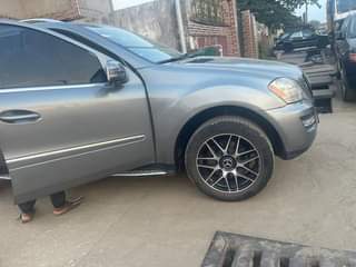 A picture of Mercedes ML350 2010 Model
