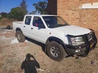 used nissan hardbody