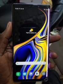 A picture of SAMSUMG GALAXY NOTE9 128GB 6GV RAM