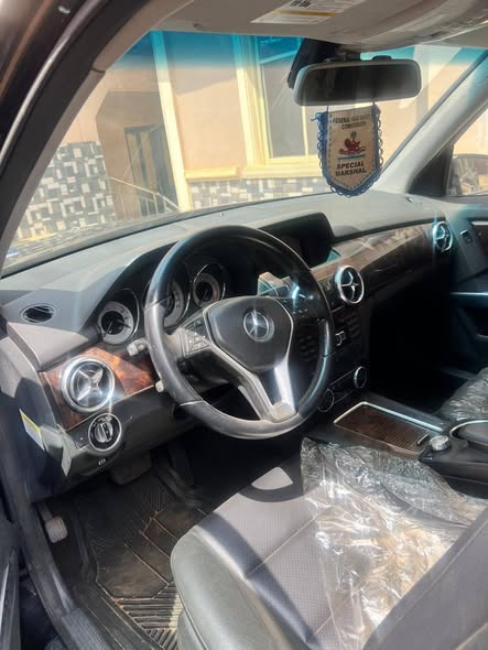 A picture of Mercedes Benz glk