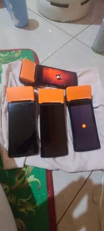 A picture of works on all mobile money services without agent lines both