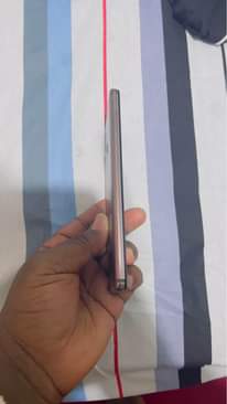 A picture of Infinix note 6