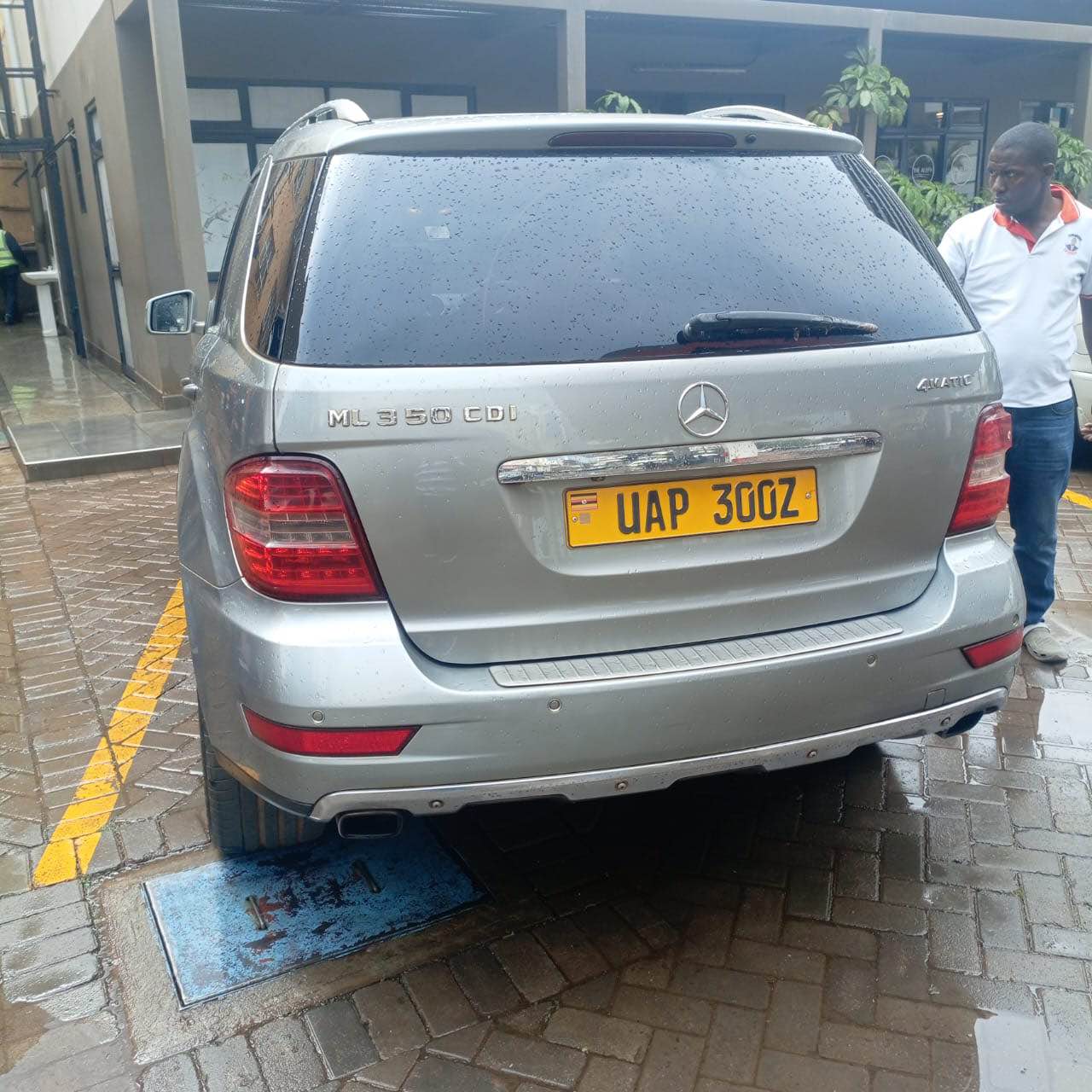 A picture of Mercedes benz diesel 20m