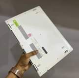 A picture of Lenovo yoga 3 Core i5 Storage 512 Gb ssd Ram