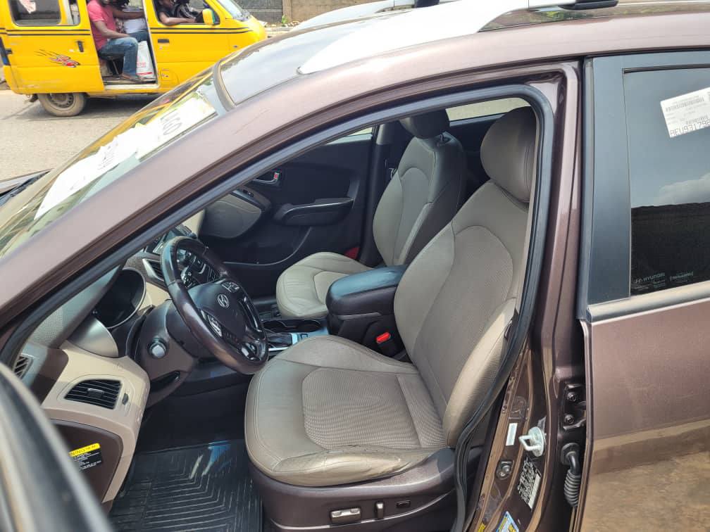 A picture of FOREIGN USED HYUNDAI TUCSON 2014