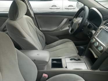 A picture of Distress Sales 2008 Toyota Camry everything is Sharp with chilling