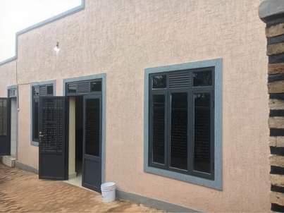 self compound houses