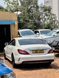 A picture of 2015 Mercedes Benz 2015