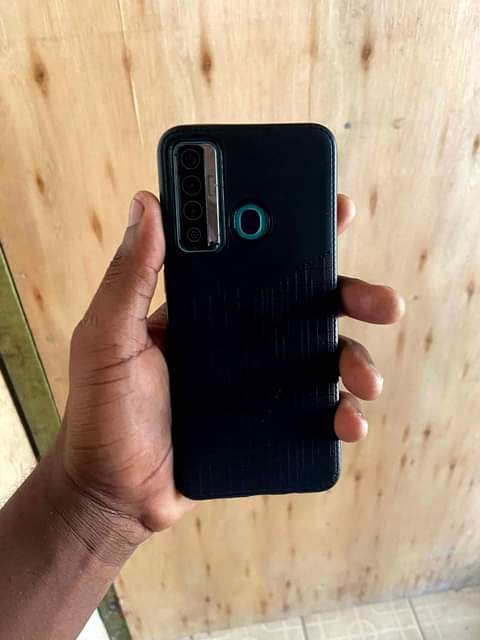 tecno camon