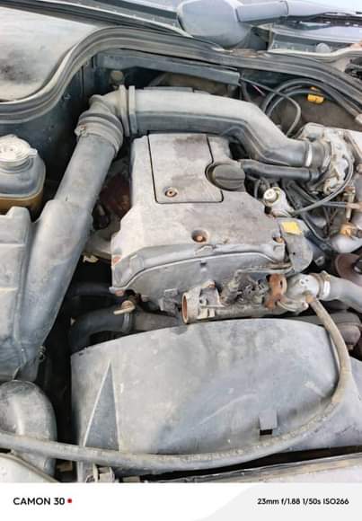 A picture of 2006 C class Benz