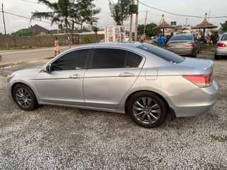 A picture of Belgium standard Honda accord 2011 model v6 engine with everything