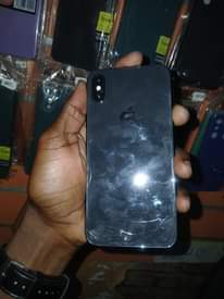 A picture of Iphone X 256gb 76 battery Tsh 270 000 0626544883