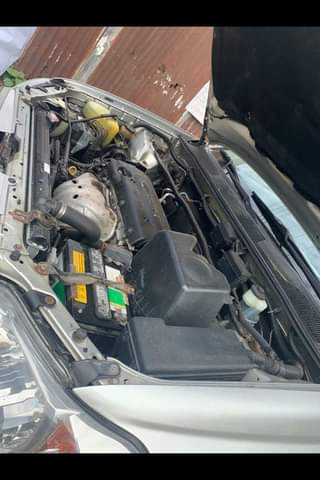 A picture of Tokunbo Toyota Highlander with 4plug engine