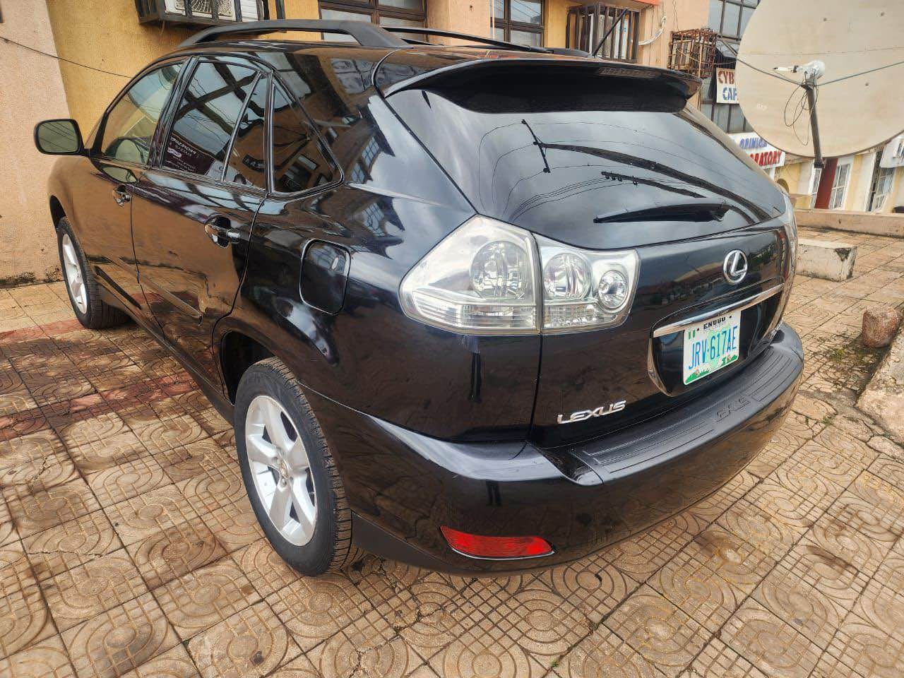A picture of CLEAN RX 330 BELGIUM EQUIVALENT AVAILABLE FOR SALE ENGINE UNTAMPERED