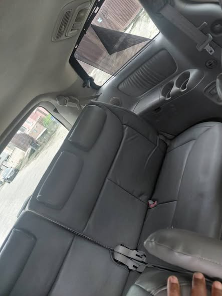 A picture of Toyota sienna