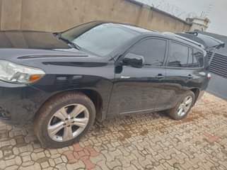 A picture of Toyota Highlander 2008