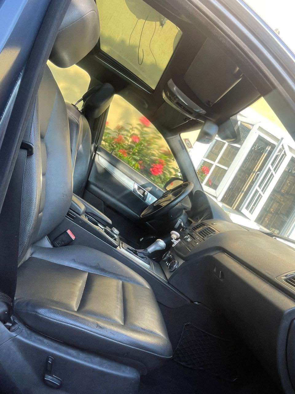 A picture of C 300