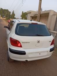A picture of 307 Manual transmission A c and engine Location n Study