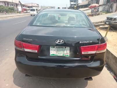 A picture of Hyundai sonata 2007