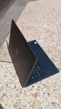 A picture of Dell latitude 7280 i7 7th Gen Touchscreen
