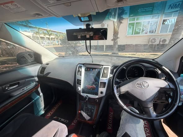A picture of Toyota Harrier