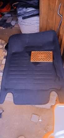 A picture of Original seat covers and foot mats