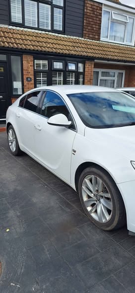 vauxhall insignia