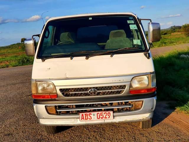 used toyota hiace