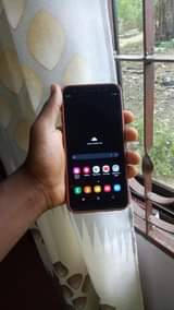 samsung j4