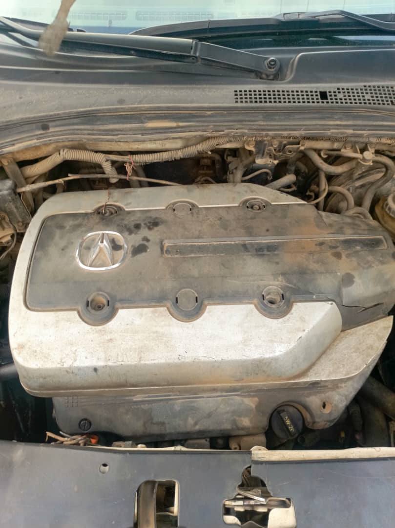 A picture of Acura MDX