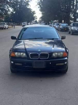 bmw 318i