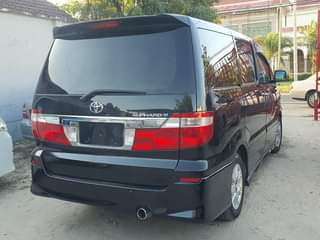 A picture of TOYOTA ALPHARED