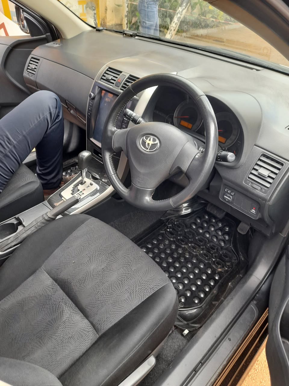 toyota fielder