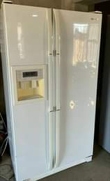 classifieds/fridges