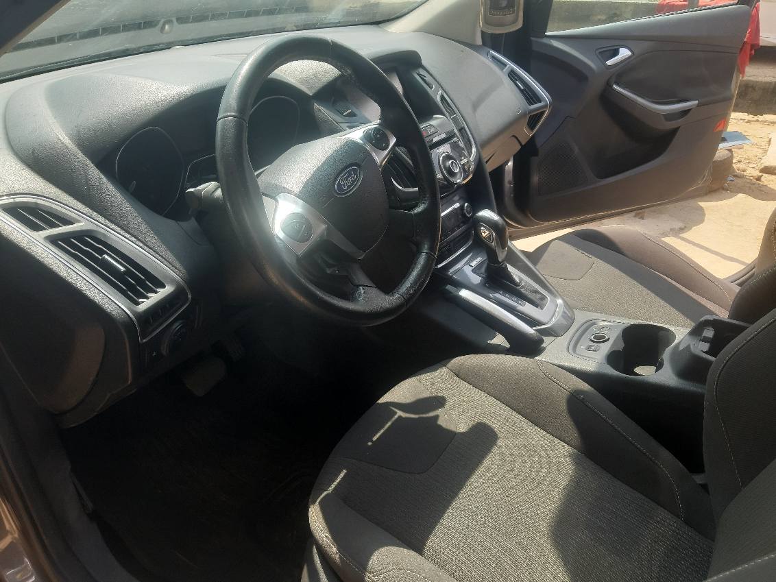 A picture of FORD FOCUS 2012 FOREIGN USED WITH THUMBSTART
