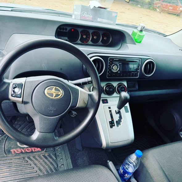 A picture of Scion xb 2009