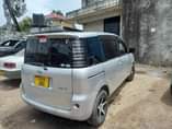 A picture of Toyota sienta