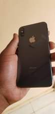 A picture of iPhone X Call WhatsApp 0786232484