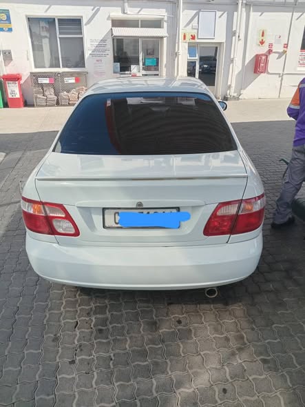 nissan almera