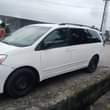 A picture of 04 model Toyota sienna
