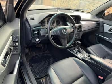 A picture of UNREGISTERED GLK350 2010 MODEL 8M NET PRICE FULL OPTION ABUJA