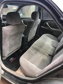 A picture of Toyota Camry 2001. 80 first body. Silent engine. Gear and