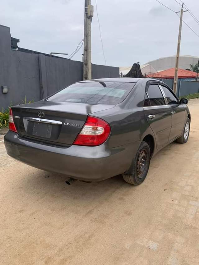 A picture of Toyota Camry 2004