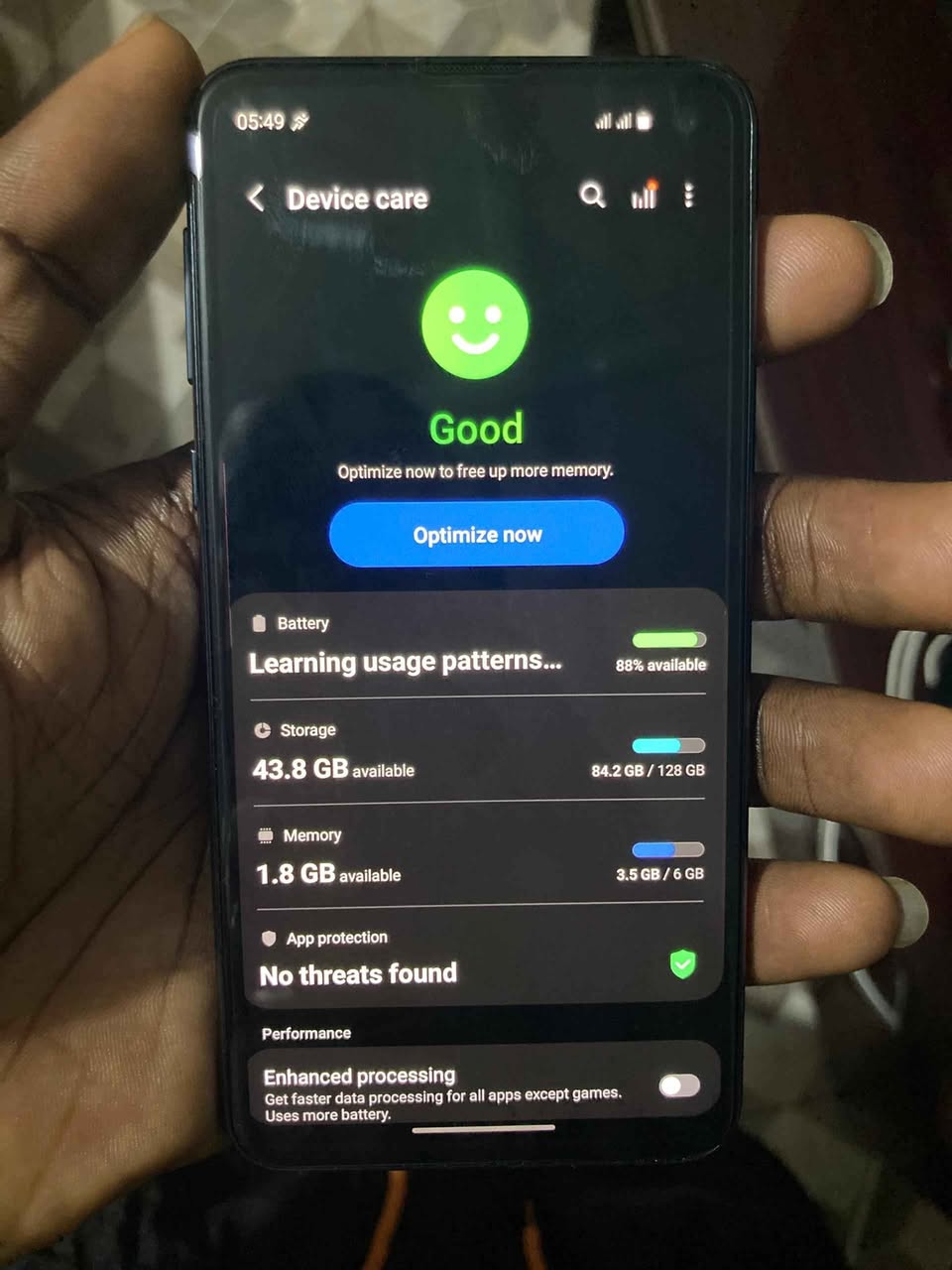 A picture of Samsung Galaxy S10e