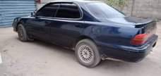 A picture of 2000 Toyota Vista Black