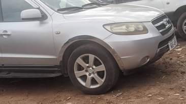 A picture of Hyundai Santafe SM 2007