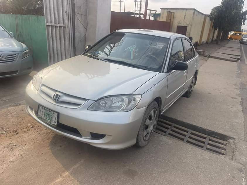 A picture of Honda Civic 2005